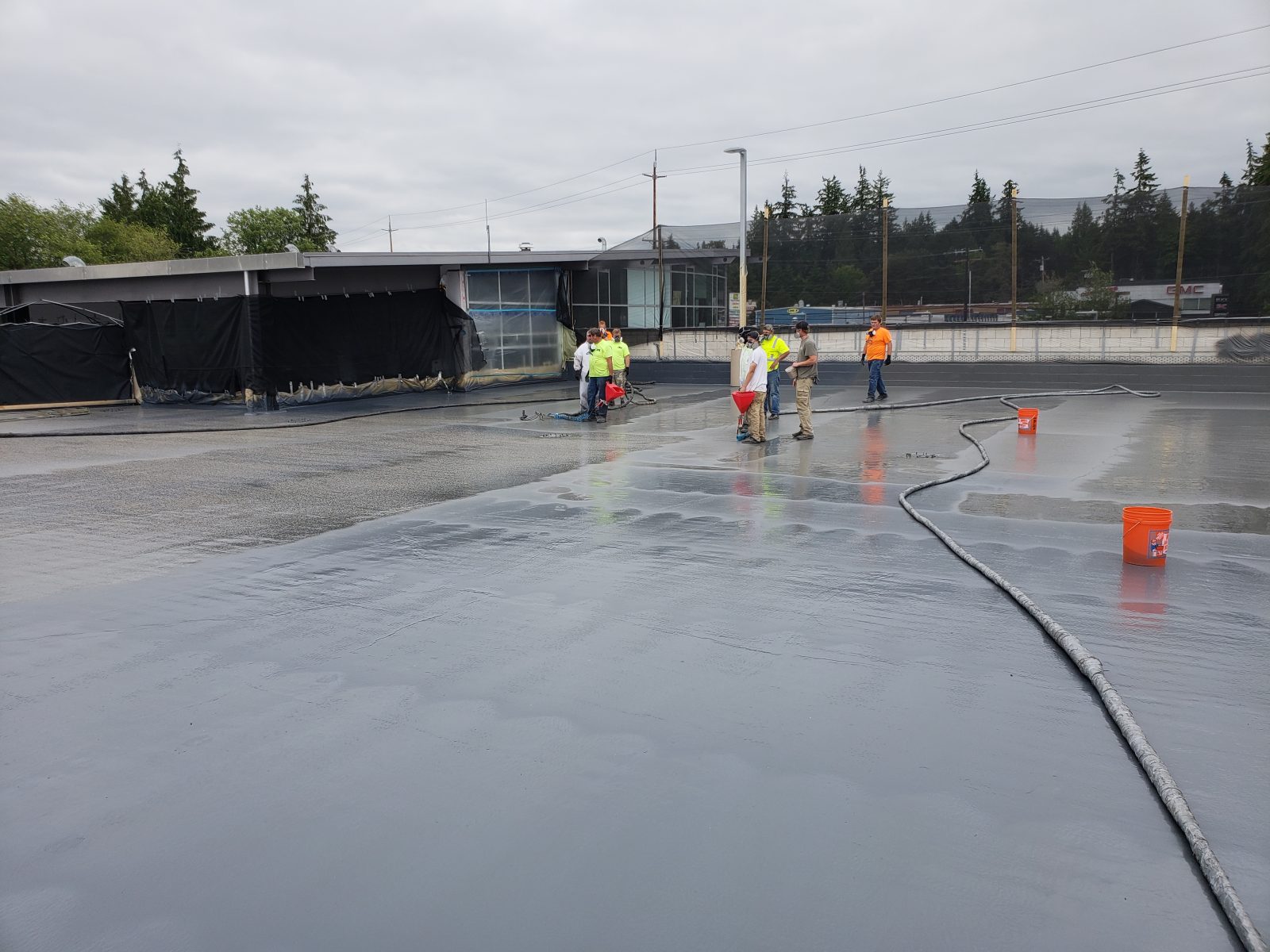 Metal roof coating — Roof 201806 02